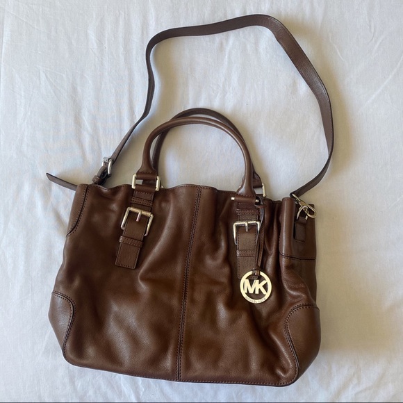 Michael Kors large brown crossbody / shoulder bag - Picture 2 of 13